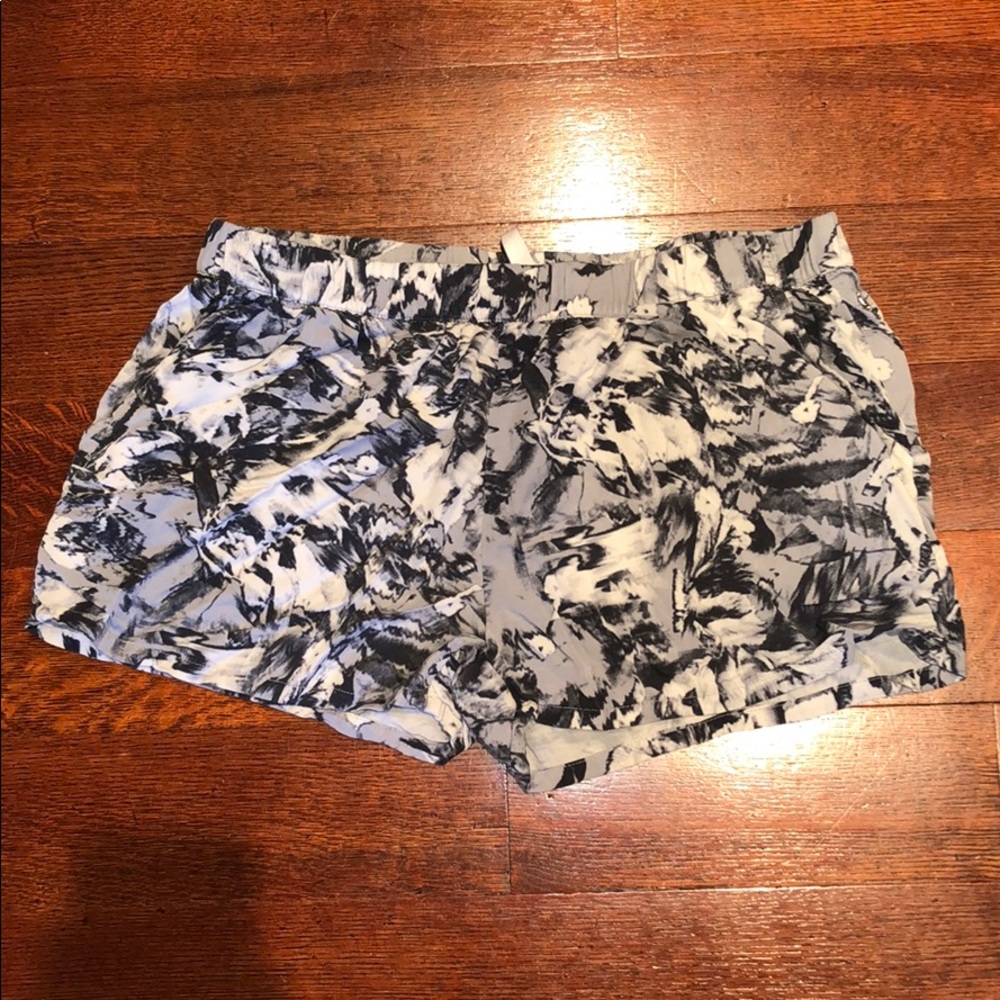 Fabletics shorts